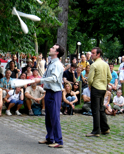 Les Objets Volants: Impers et Passes