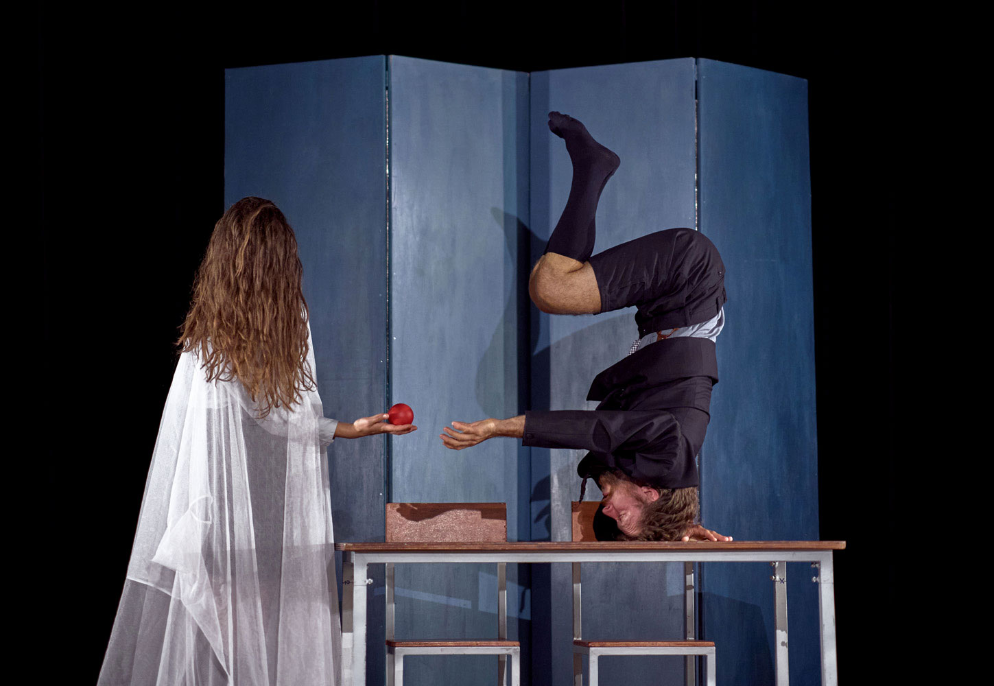 Les Objets Volants : L'Ecole de la Jongle - spectacle de jonglage jeune public